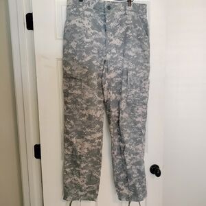 U.S. Army Digital Camo Camouflage Uniform Pants Size 35x32